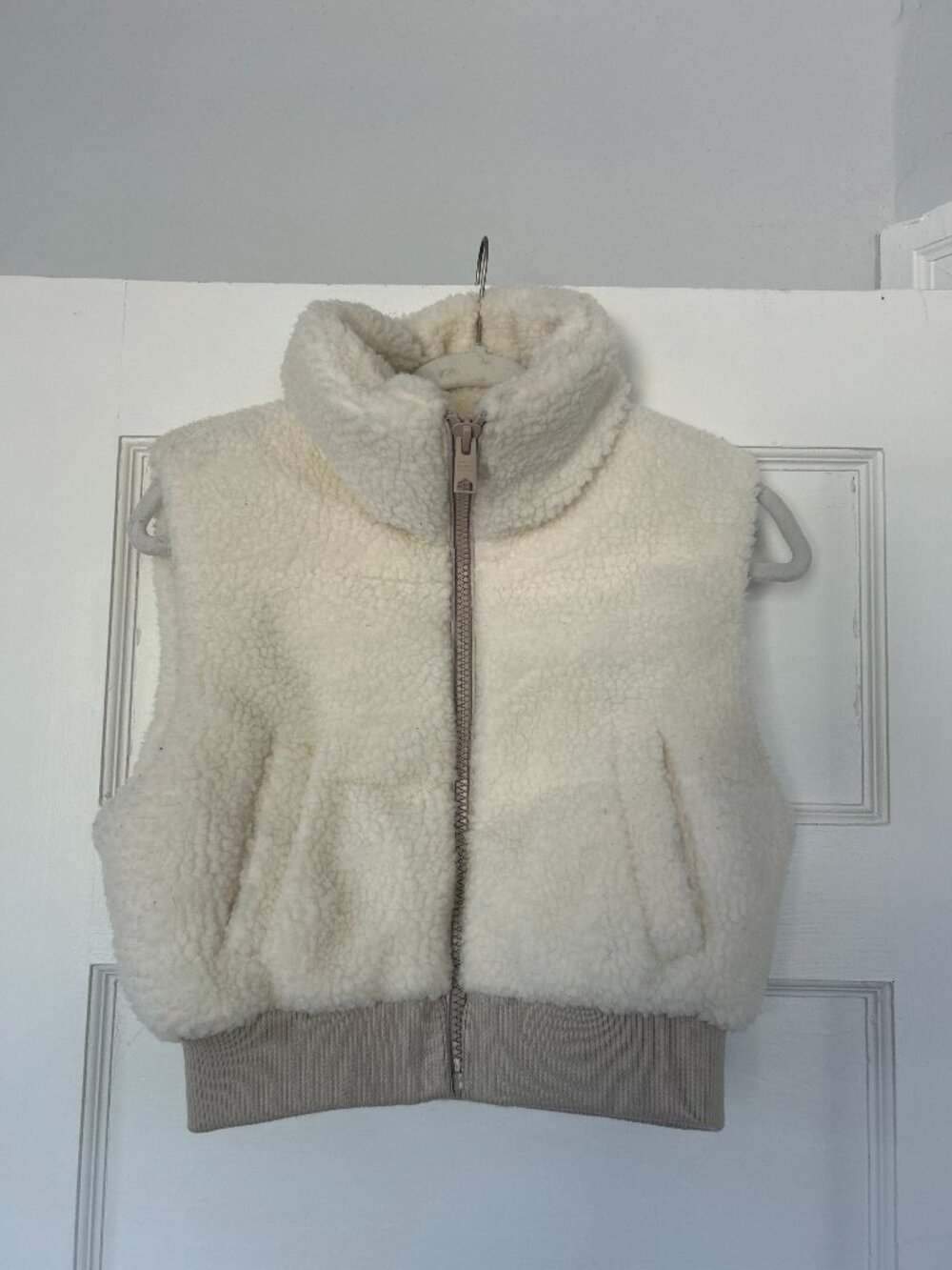 Garage Faux Sherpa Cropped Vest